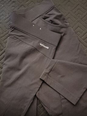 Columbia Women's Charcoal Gray Performance Pants